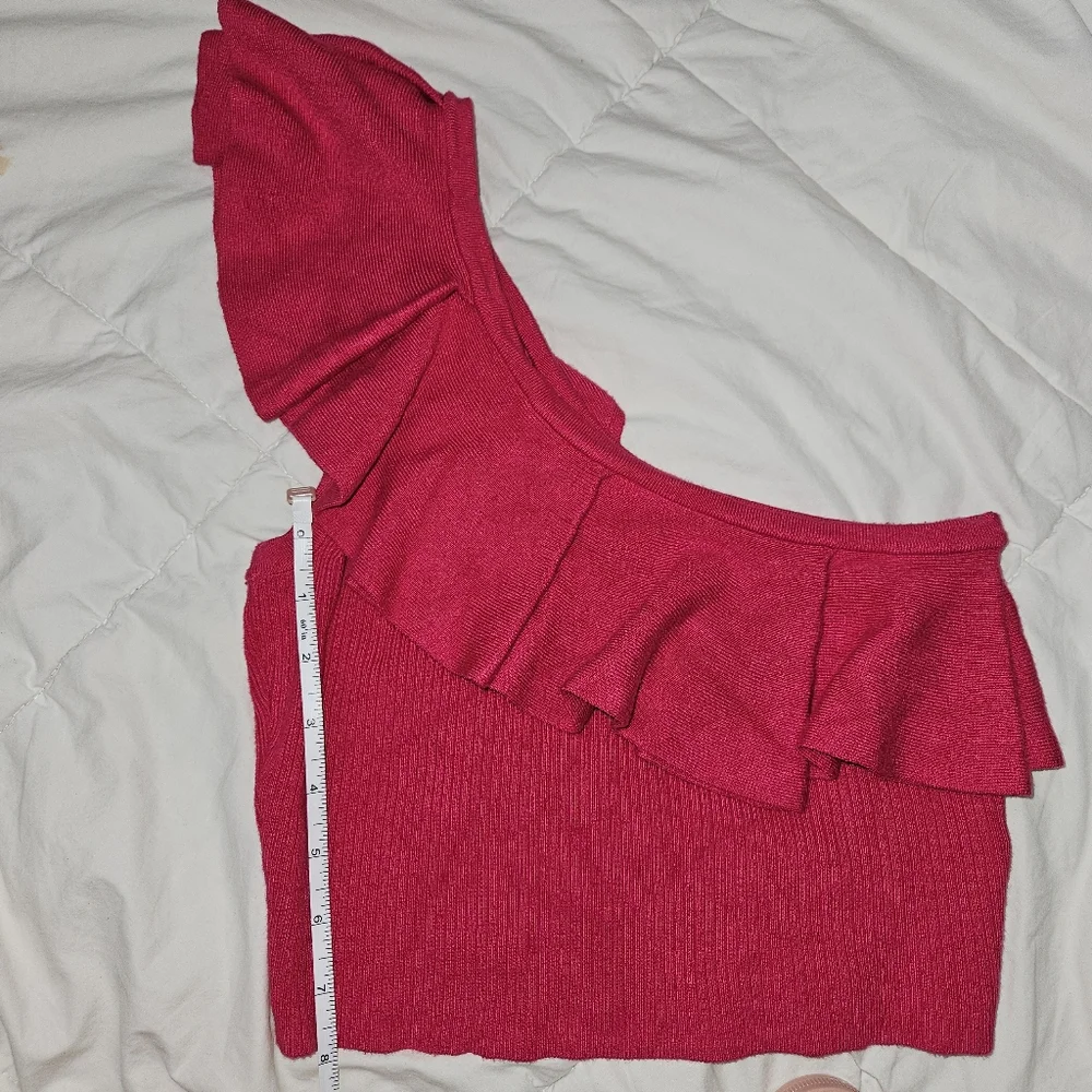 Express Pink Ruffle One Shoulder Cropped Sweater Tank - Picture 7 of 12